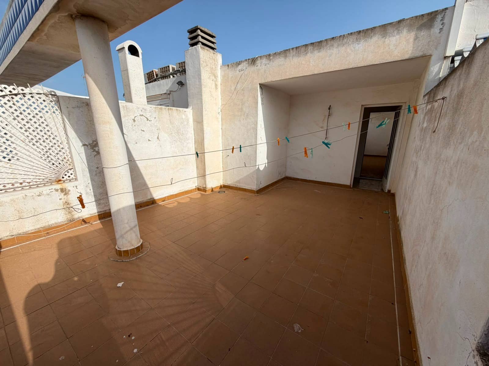 Ático de 3 habitaciones en Guardamar del Segura en venta - 282.000 € (Ref: 9975433)