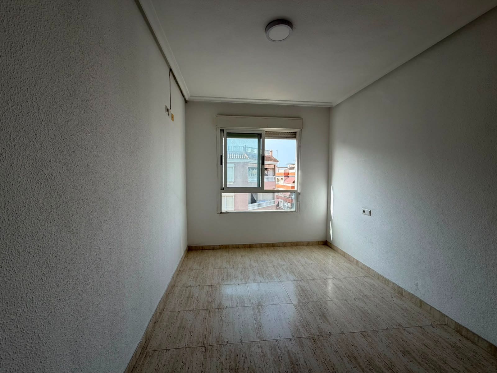 Ático de 3 habitaciones en Guardamar del Segura en venta - 282.000 € (Ref: 9975433)