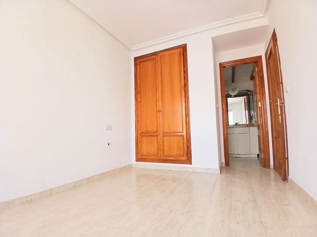 3 soveværelse Penthouse til salg i Las Viñas, Guardamar del Segura med garage - € 282.000 (Ref: 9975433)
