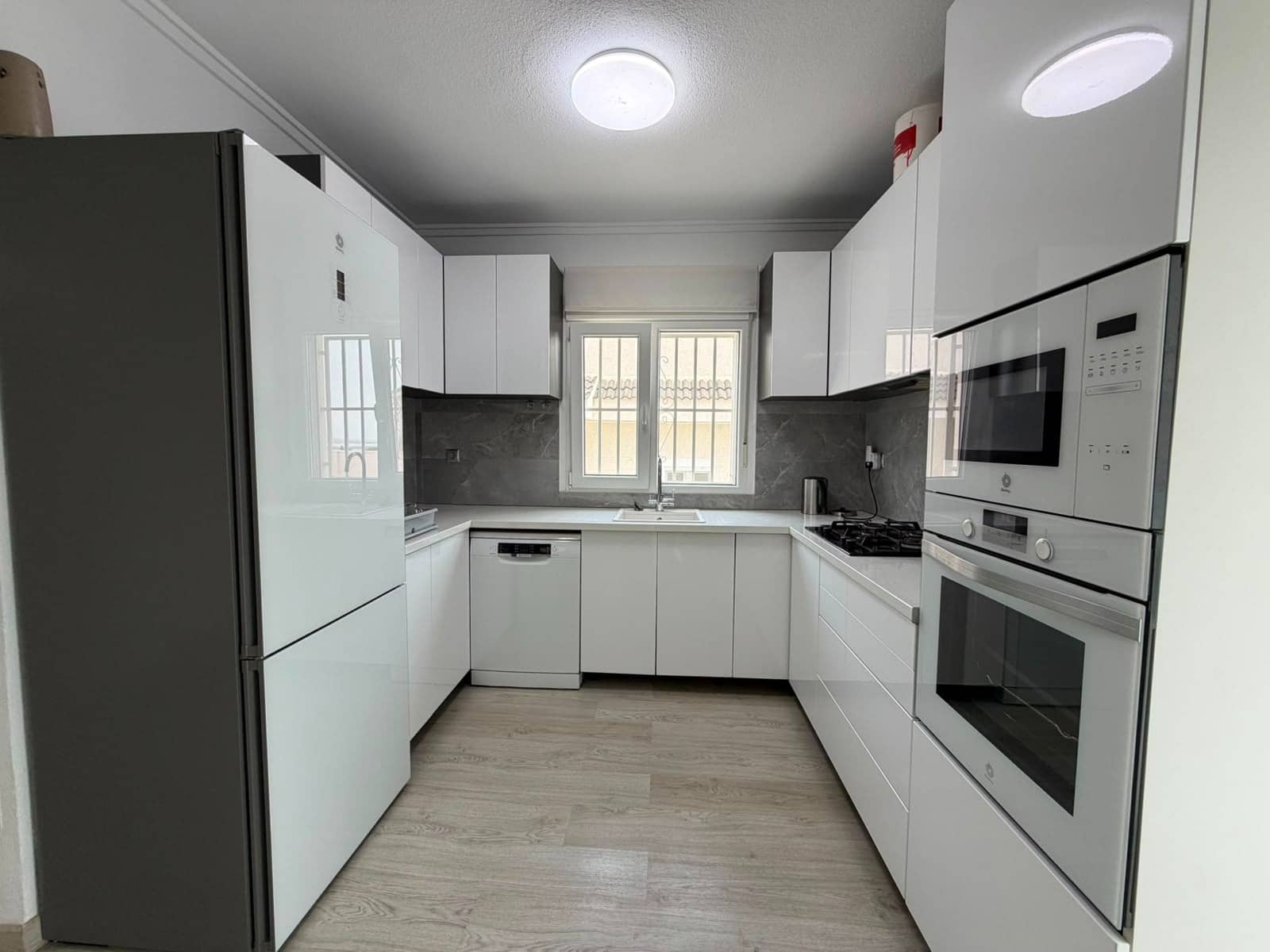 4 soveværelse Villa til salg i Ciudad Quesada med swimmingpool garage - € 470.000 (Ref: 9975434)