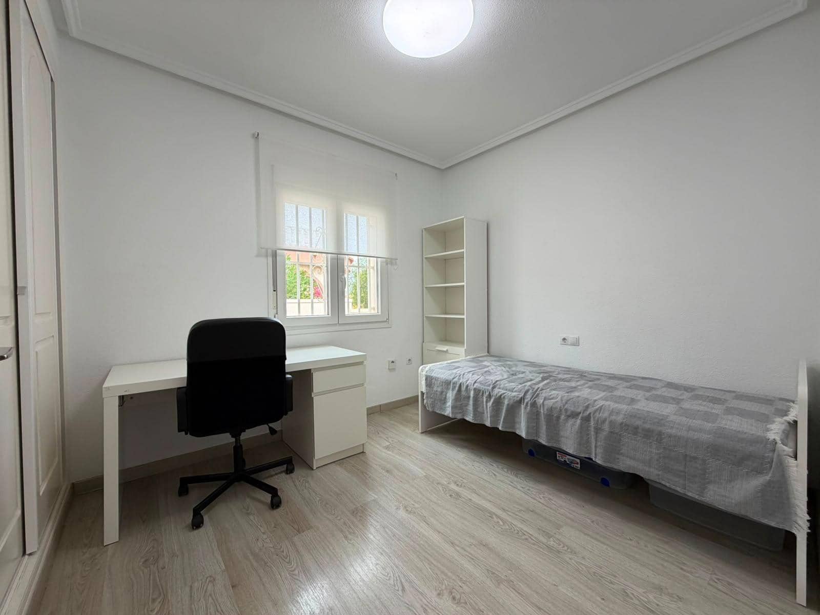 4 soveværelse Villa til salg i Ciudad Quesada med swimmingpool garage - € 470.000 (Ref: 9975434)