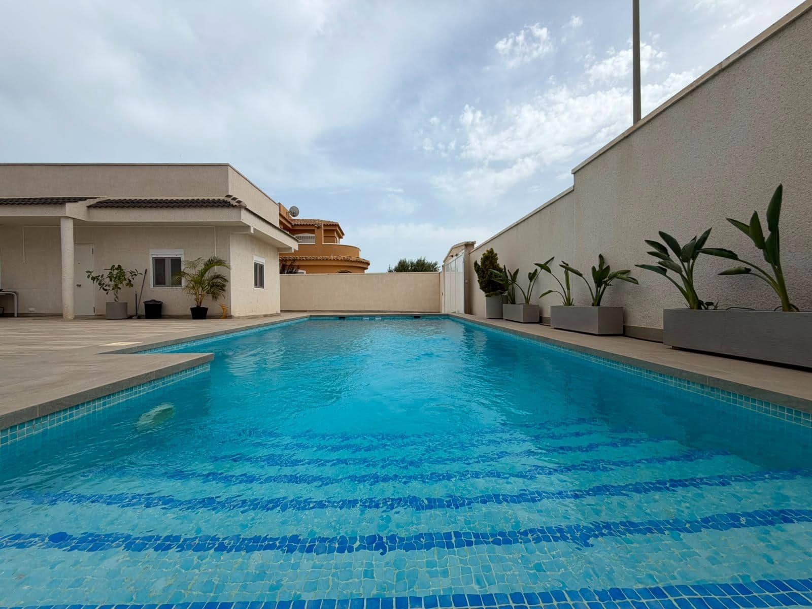 4 soveværelse Villa til salg i Ciudad Quesada med swimmingpool garage - € 470.000 (Ref: 9975434)