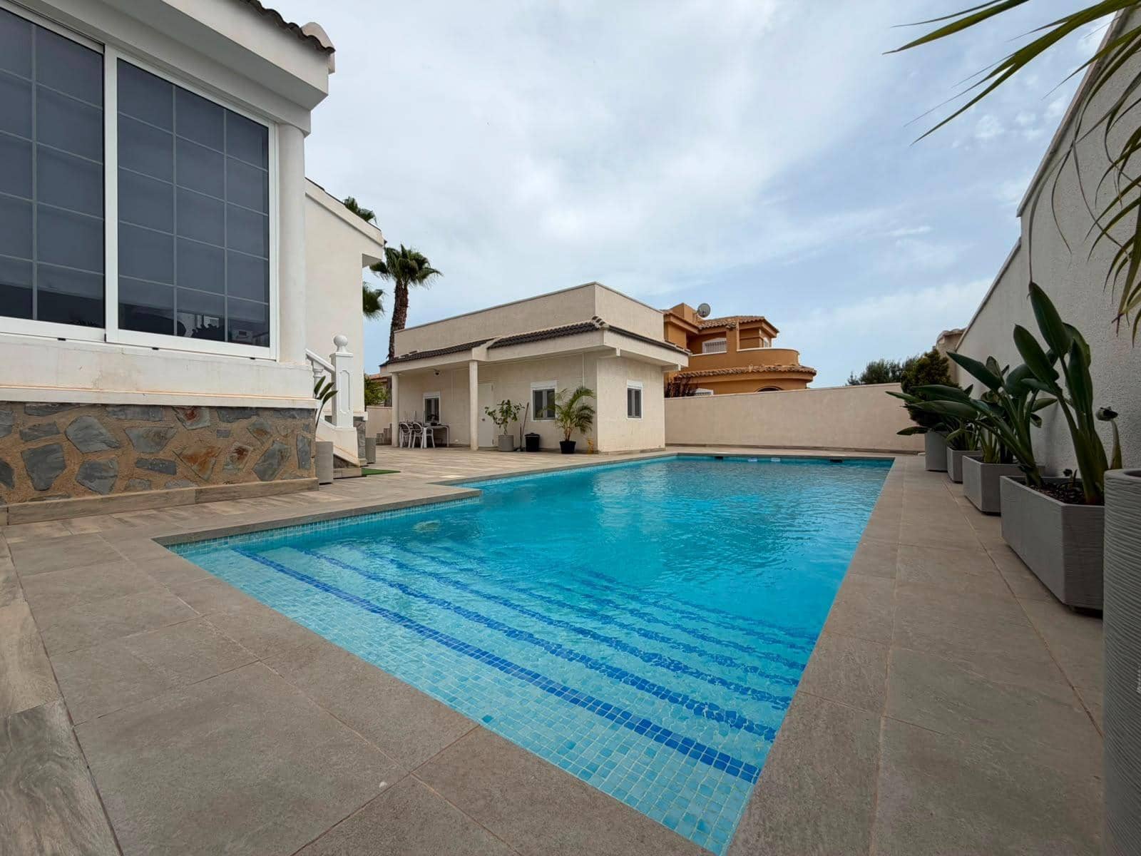 4 soveværelse Villa til salg i Ciudad Quesada med swimmingpool garage - € 470.000 (Ref: 9975434)