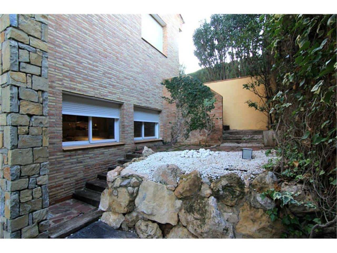 5 soveværelse Villa til salg i Campolivar med swimmingpool garage - € 1.250.000 (Ref: 2484769)