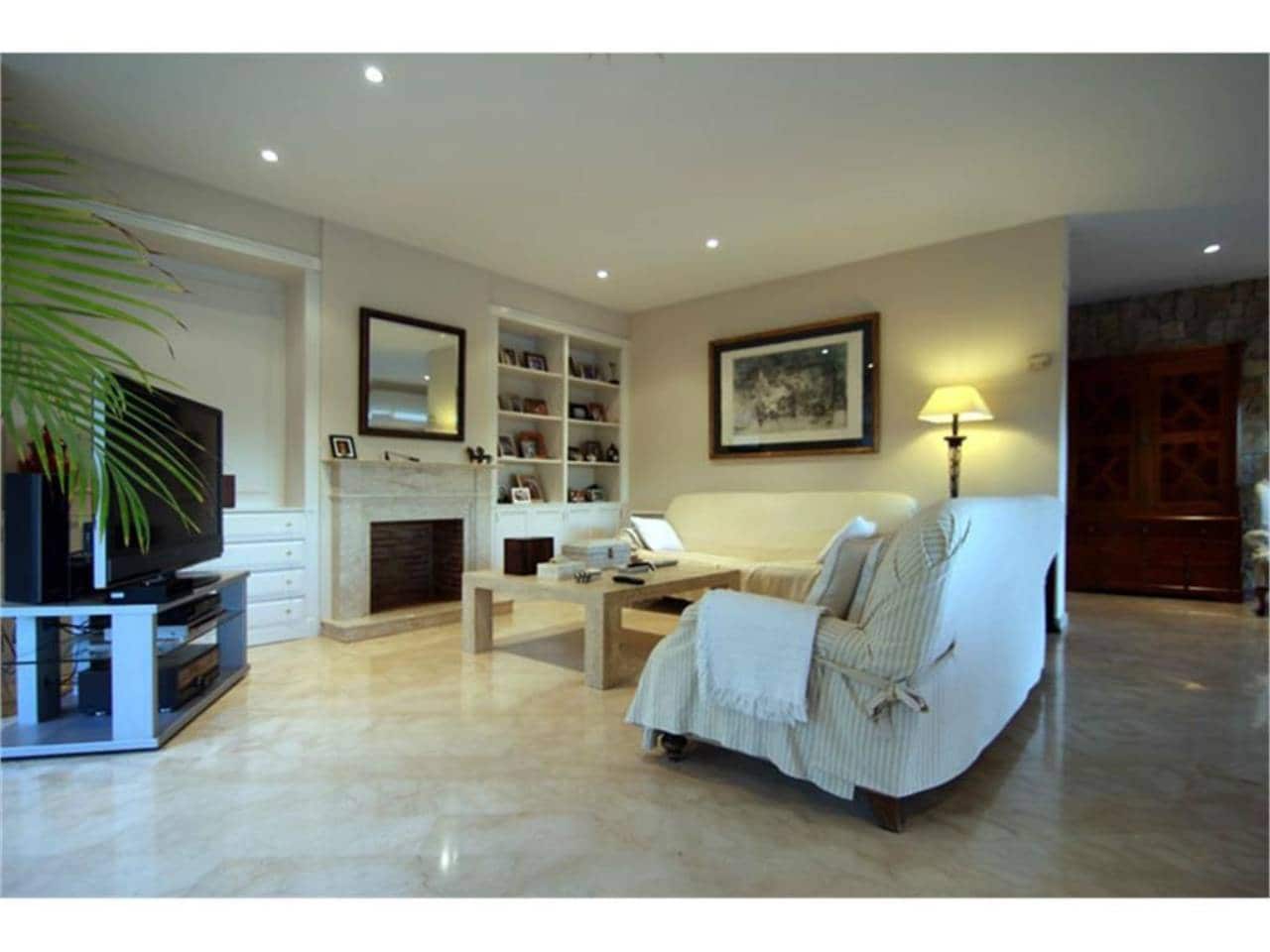 5 soveværelse Villa til salg i Campolivar med swimmingpool garage - € 1.250.000 (Ref: 2484769)