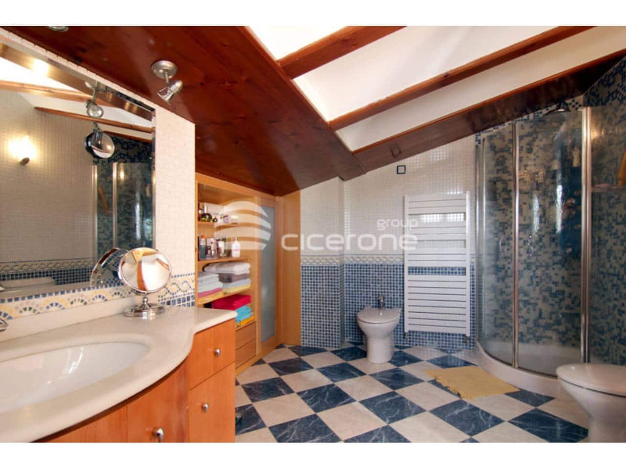 4 soveværelse Villa til salg i Benaguasil med swimmingpool garage - € 850.000 (Ref: 2792662)