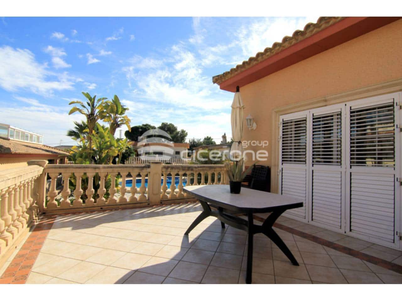 4 soveværelse Villa til salg i Benaguasil med swimmingpool garage - € 850.000 (Ref: 2792662)