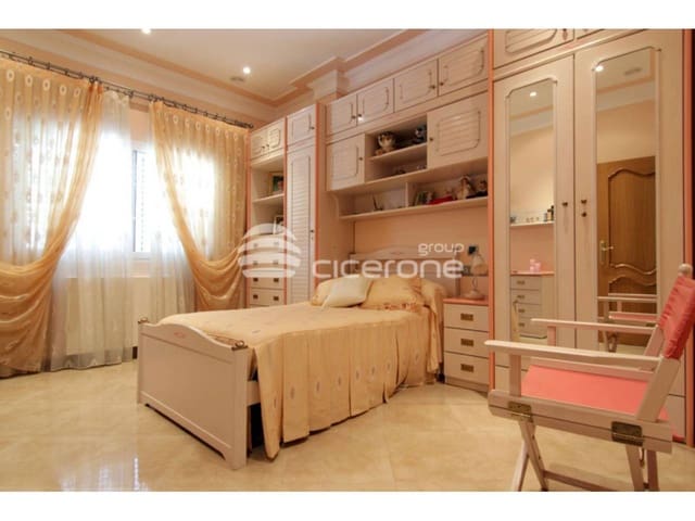 4 bedroom Villa for sale in Benaguasil with pool garage - € 850,000 (Ref: 2792662)