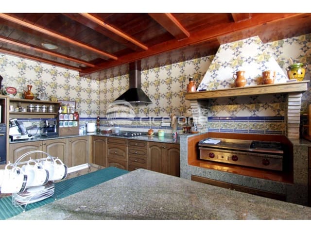 4 bedroom Villa for sale in Benaguasil with pool garage - € 850,000 (Ref: 2792662)