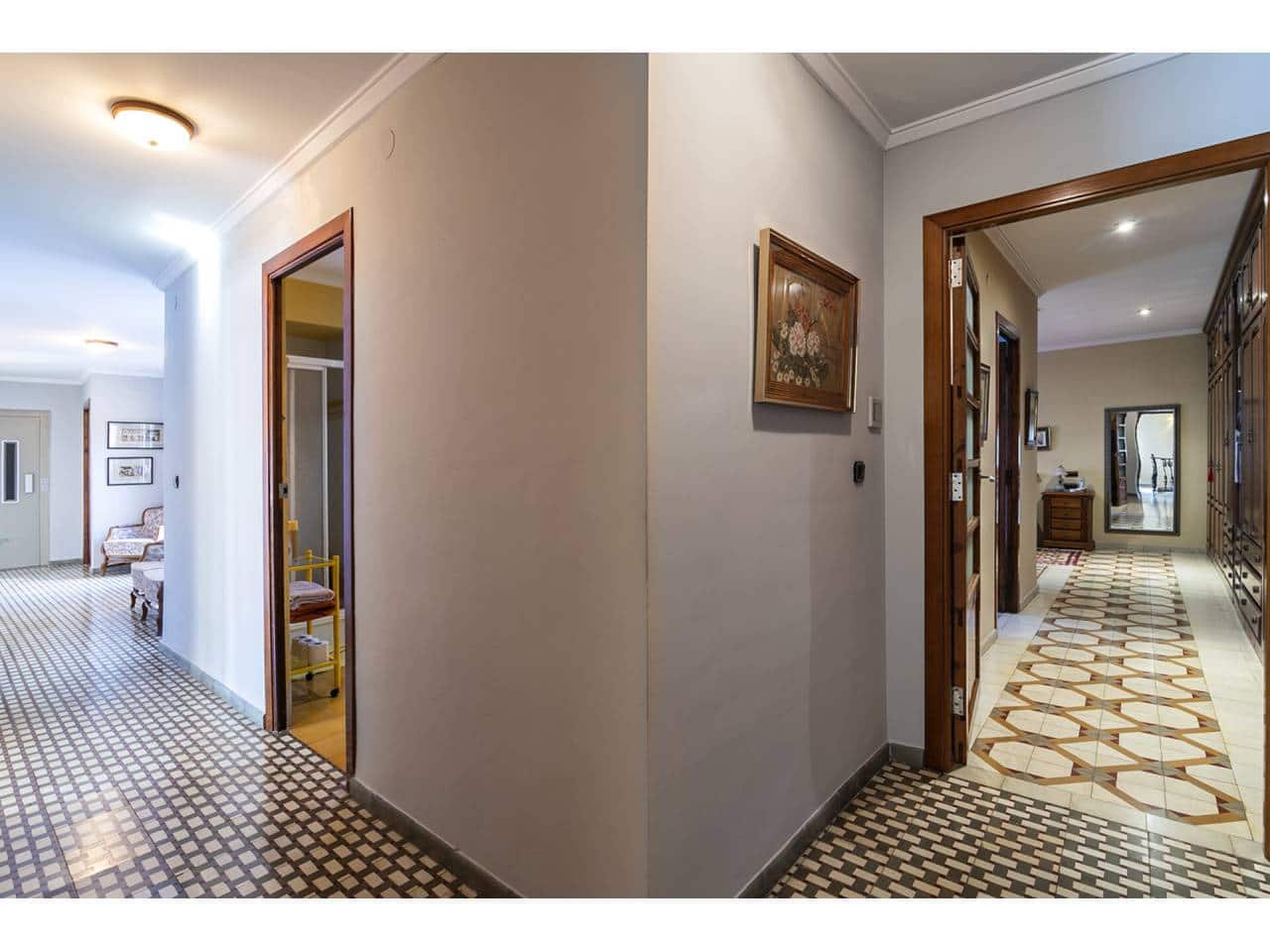 4 soveværelse Finca/Landehus til salg i Xativa med garage - € 1.900.000 (Ref: 5777466)