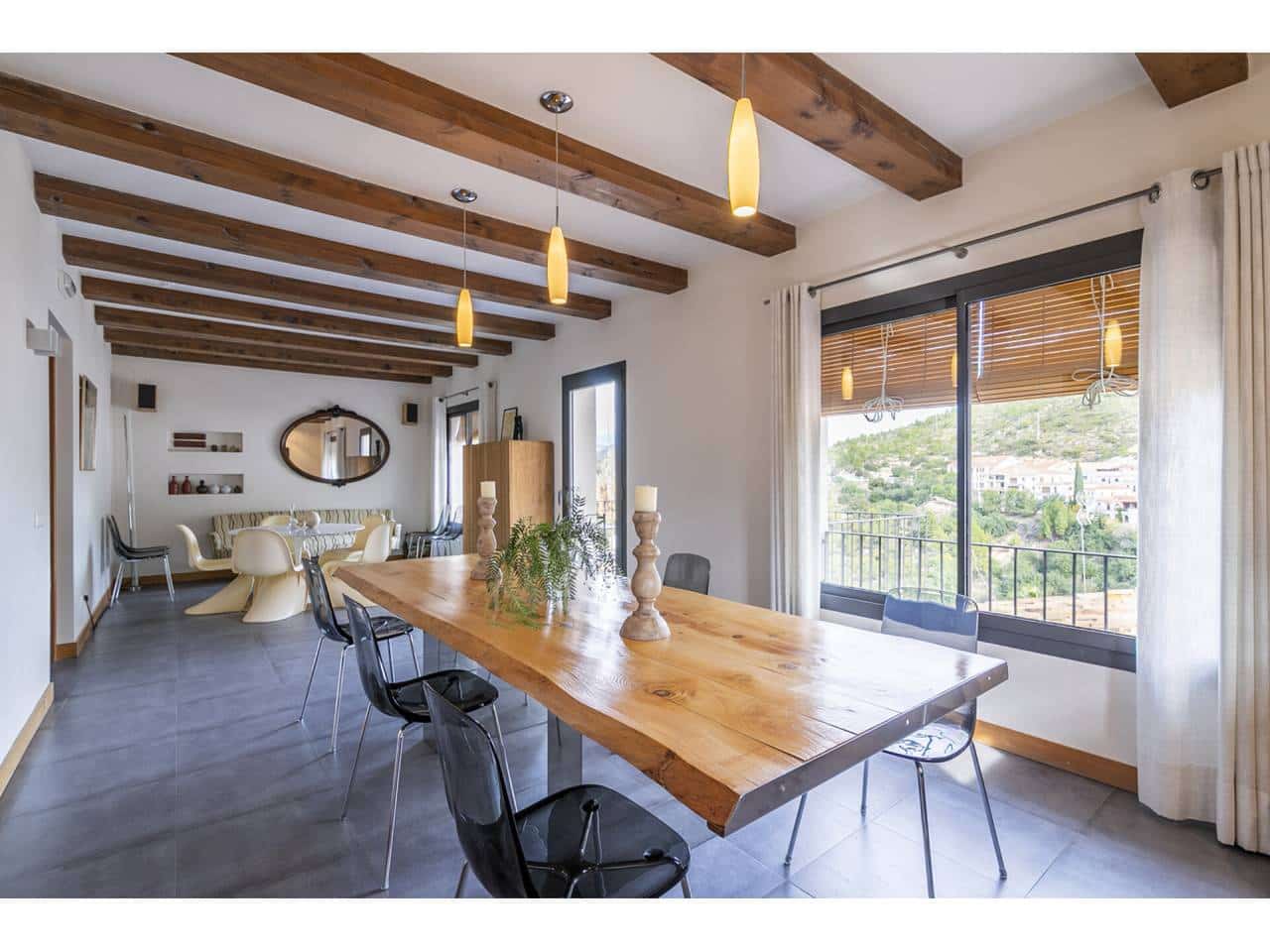 9 soveværelse Villa til salg i Chulilla med swimmingpool - € 1.000.000 (Ref: 5833836)