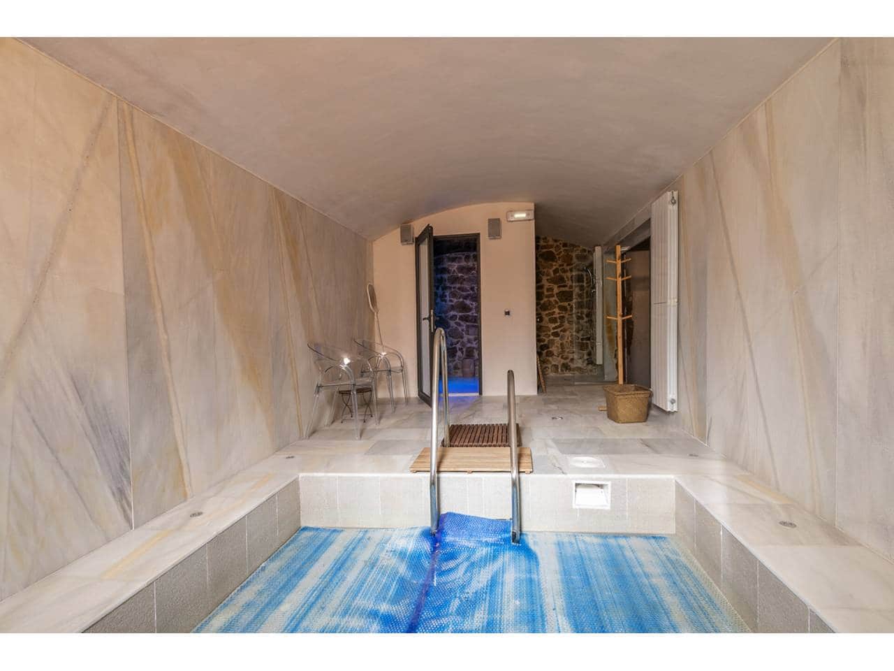 9 soveværelse Villa til salg i Chulilla med swimmingpool - € 1.000.000 (Ref: 5833836)