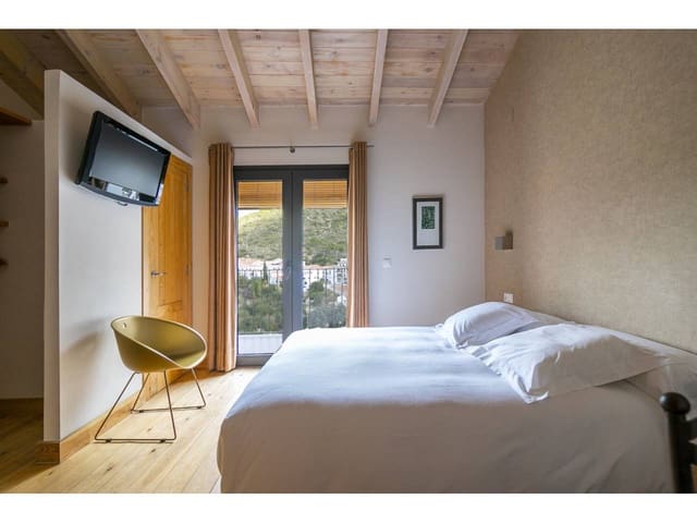 9 Zimmer Villa zu verkaufen in Chulilla mit Pool - 1.000.000 € (Ref: 5833836)