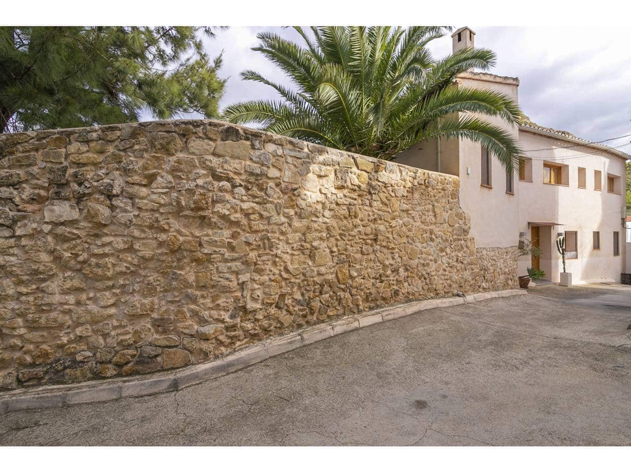 9 soveværelse Villa til salg i Chulilla med swimmingpool - € 1.000.000 (Ref: 5833836)