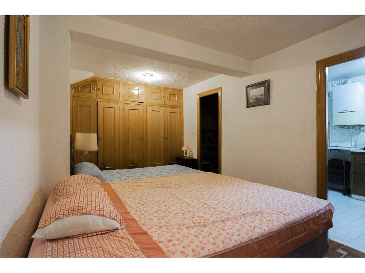 5 bedroom Villa for sale in Picassent with pool garage - € 970,000 (Ref: 5886524)