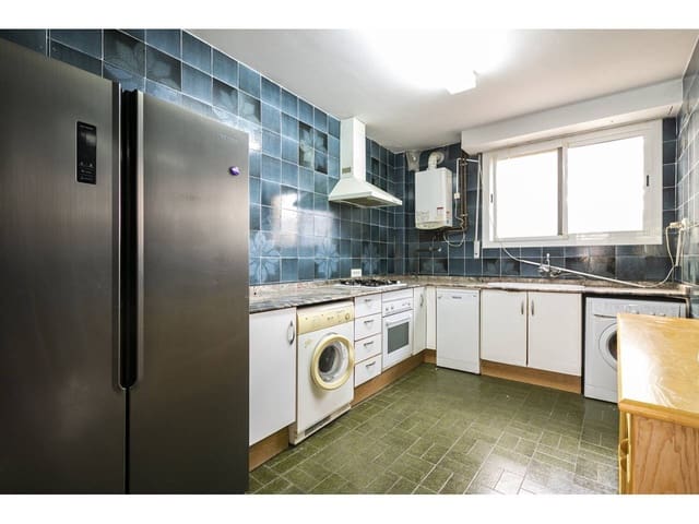 5 slaapkamer Flat te koop in La Vega Baixa, Valencia stad - € 600.000 (Ref: 5928313)