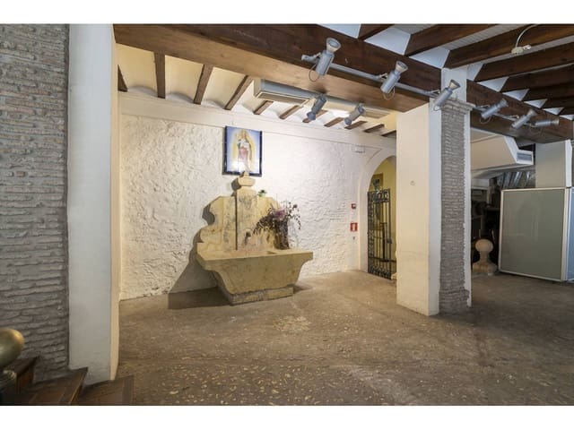 9 bedroom Hotel for sale in Xàtiva - € 700,000 (Ref: 6366385)