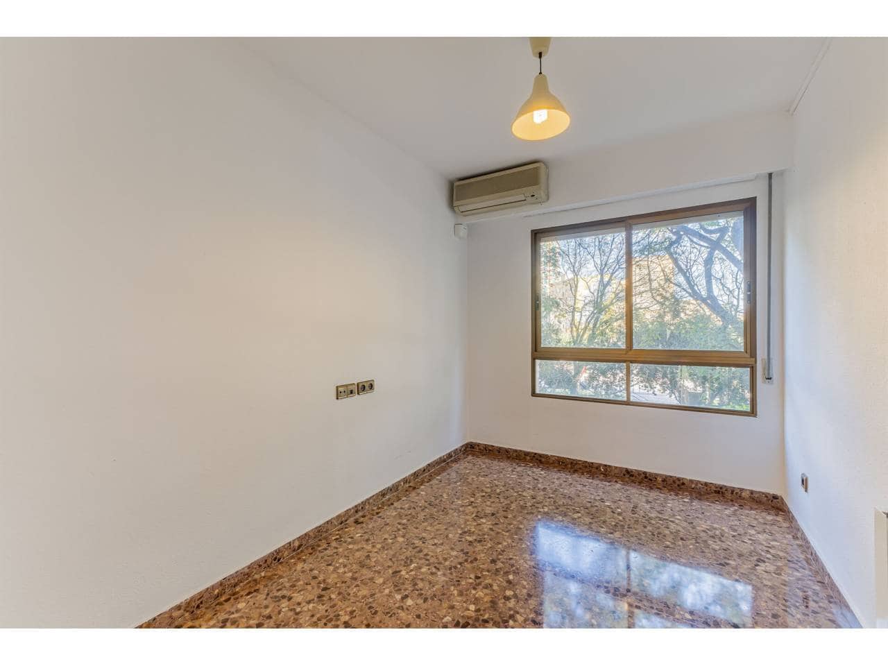 4 quarto Apartamento para venda em Valencia cidade com garagem - 515 000 € (Ref: 6914772)