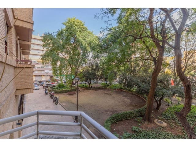 4 soveværelse Lejlighed til salg i Campanar, Valencia by med garage - € 515.000 (Ref: 6914772)