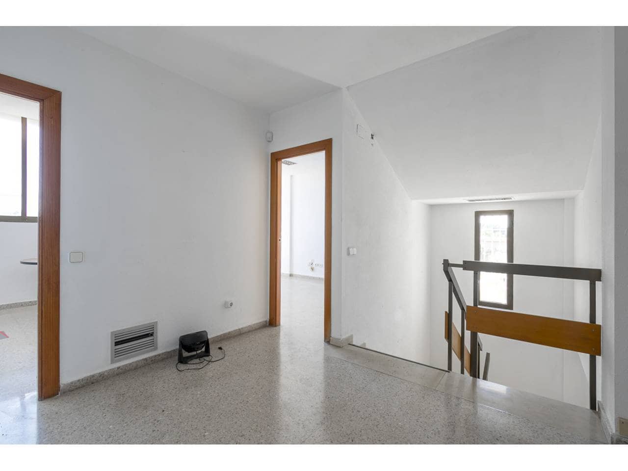 Entreprise à vendre à Paterna - 1 500 000 € (Ref: 6923703)