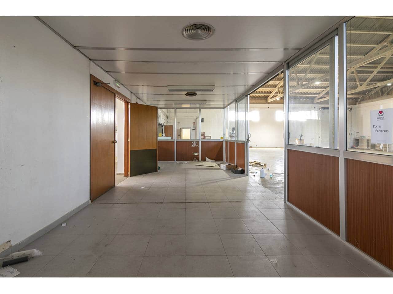 Entreprise à vendre à Paterna - 1 500 000 € (Ref: 6923703)