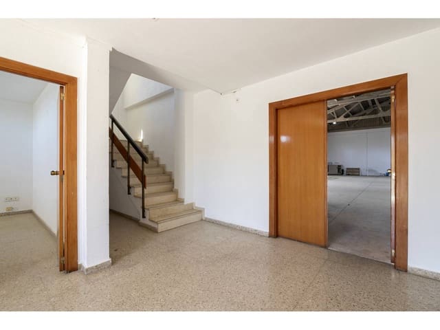 Bedrijf te koop in Paterna - € 1.500.000 (Ref: 6923703)