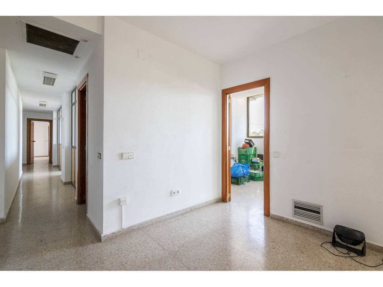 Entreprise à vendre à Paterna - 1 500 000 € (Ref: 6923703)
