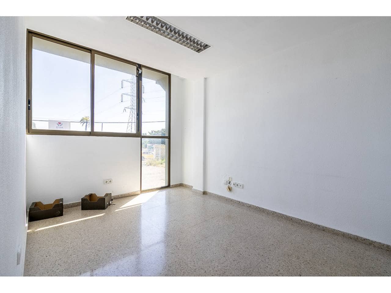 Entreprise à vendre à Paterna - 1 500 000 € (Ref: 6923703)