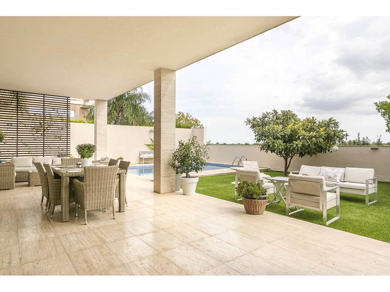 7 soverom Villa til salgs i Algemesi med svømmebasseng garasje - € 1 175 000 (Ref: 7115560)