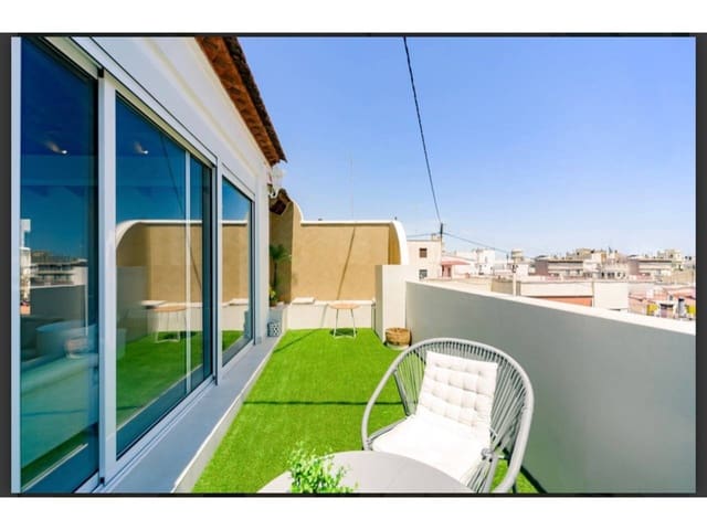 5 bedroom Penthouse for sale in Sant Francesc, Valencia city with garage - € 1,800,000 (Ref: 7399129)