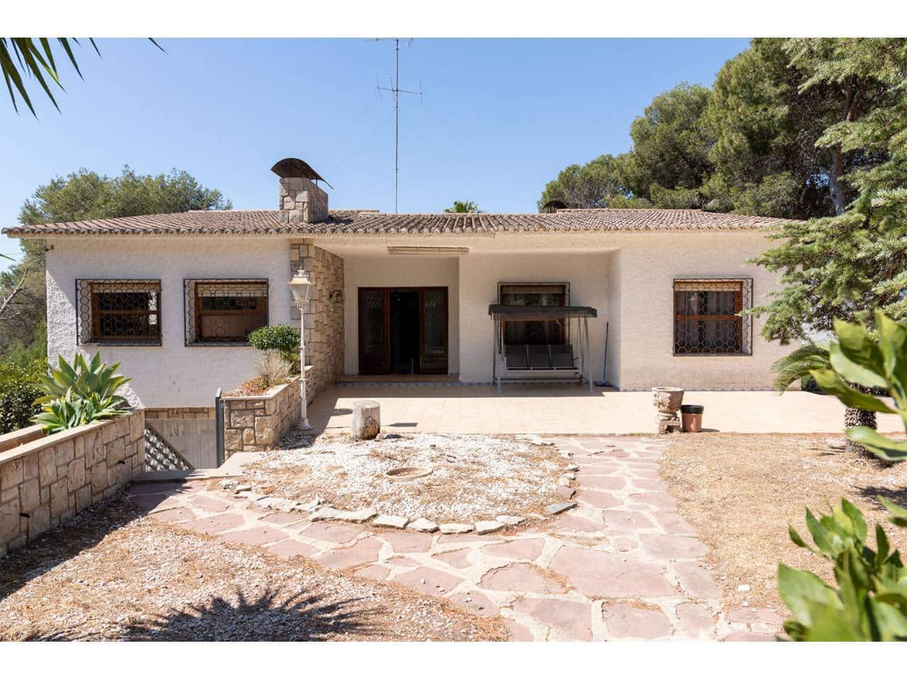 4 soveværelse Villa til salg i Godelleta med swimmingpool garage - € 495.000 (Ref: 7533107)