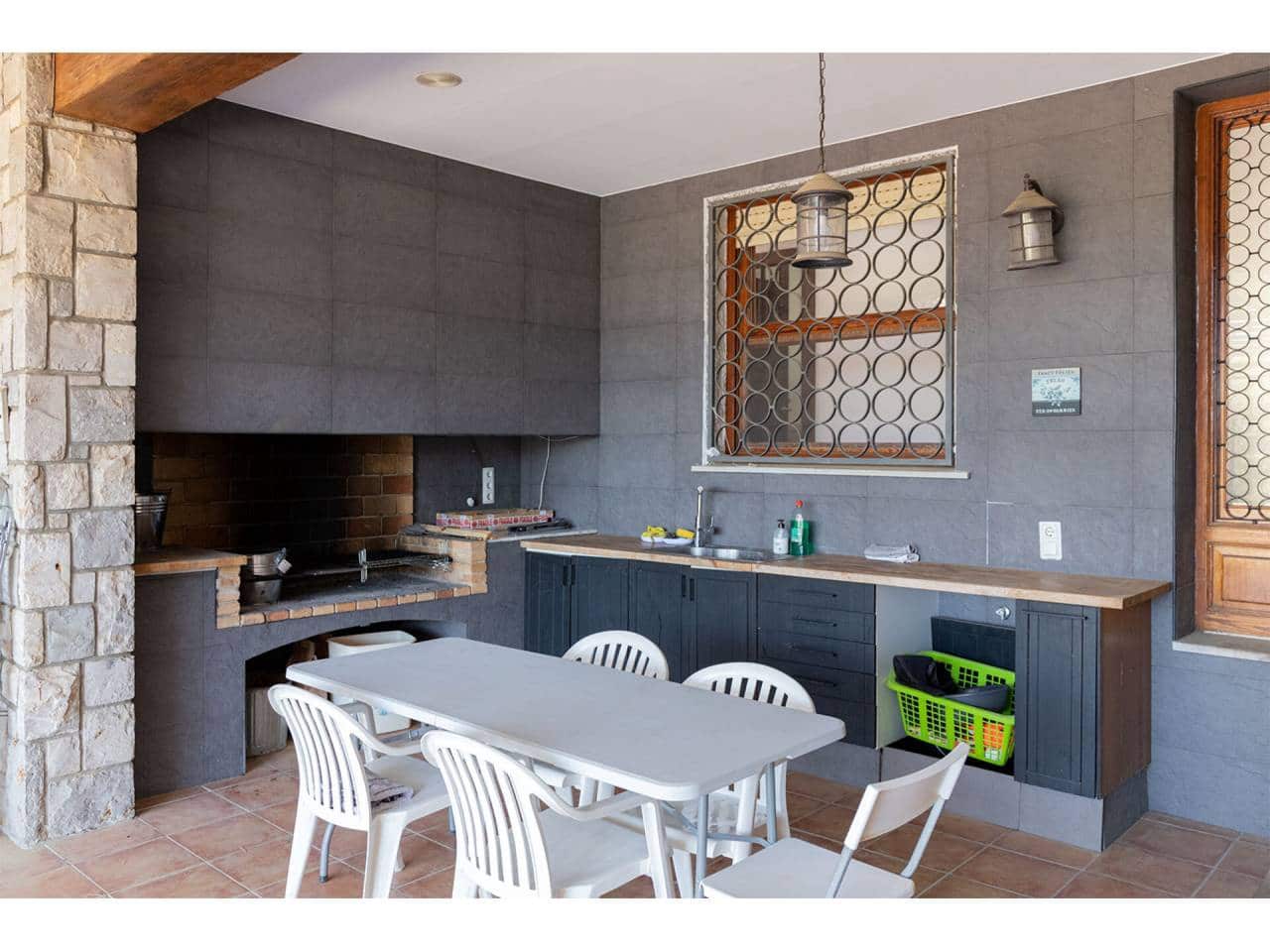 4 soveværelse Villa til salg i Godelleta med swimmingpool garage - € 495.000 (Ref: 7533107)