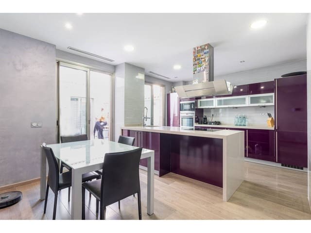 3 bedroom Townhouse for sale in Puçol with garage - € 450,000 (Ref: 7839447)