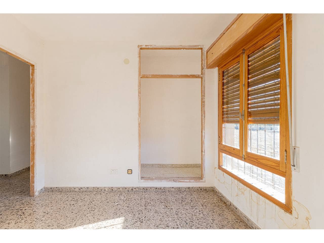 5 chambre Finca/Maison de Campagne à vendre à Ontinyent avec garage - 370 000 € (Ref: 8084942)
