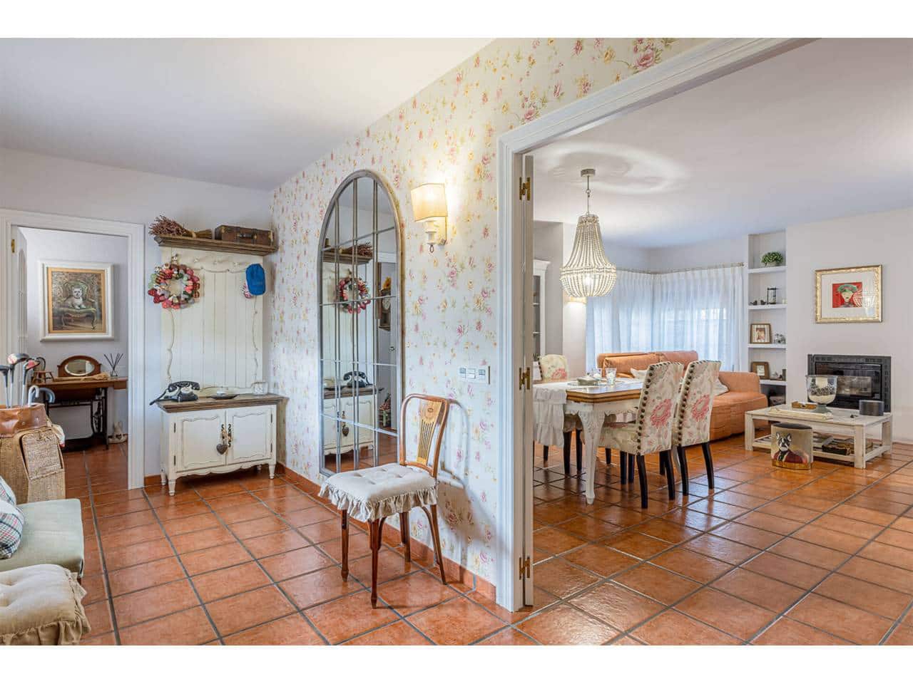 6 soveværelse Villa til salg i L'Eliana med swimmingpool garage - € 865.000 (Ref: 8304662)