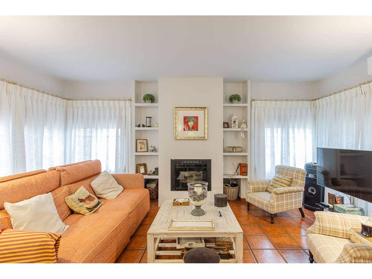 6 soveværelse Villa til salg i L'Eliana med swimmingpool garage - € 865.000 (Ref: 8304662)