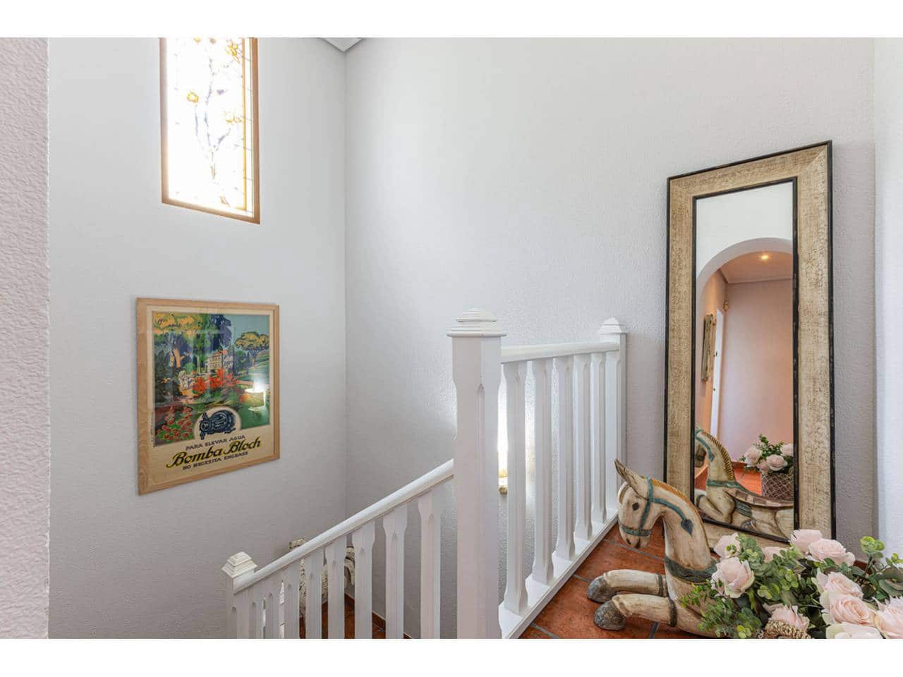 6 soveværelse Villa til salg i L'Eliana med swimmingpool garage - € 865.000 (Ref: 8304662)