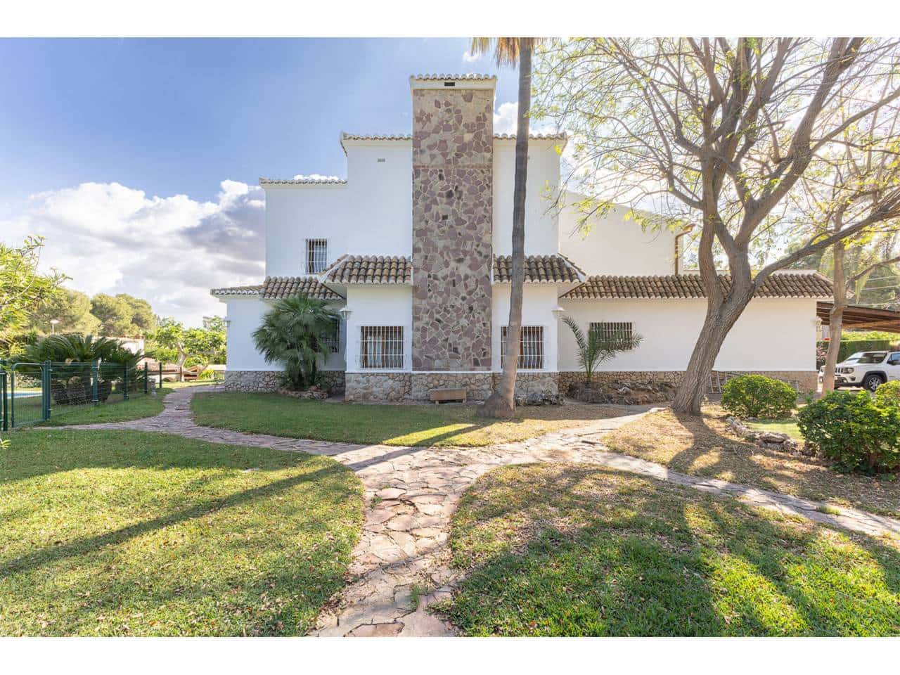 6 soveværelse Villa til salg i L'Eliana med swimmingpool garage - € 865.000 (Ref: 8304662)