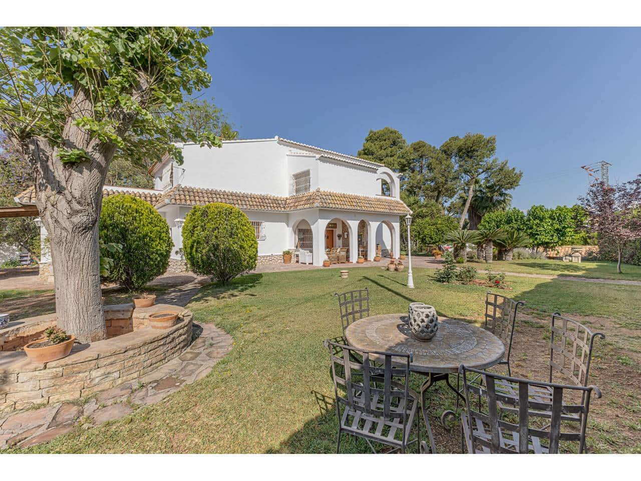 6 soveværelse Villa til salg i L'Eliana med swimmingpool garage - € 865.000 (Ref: 8304662)