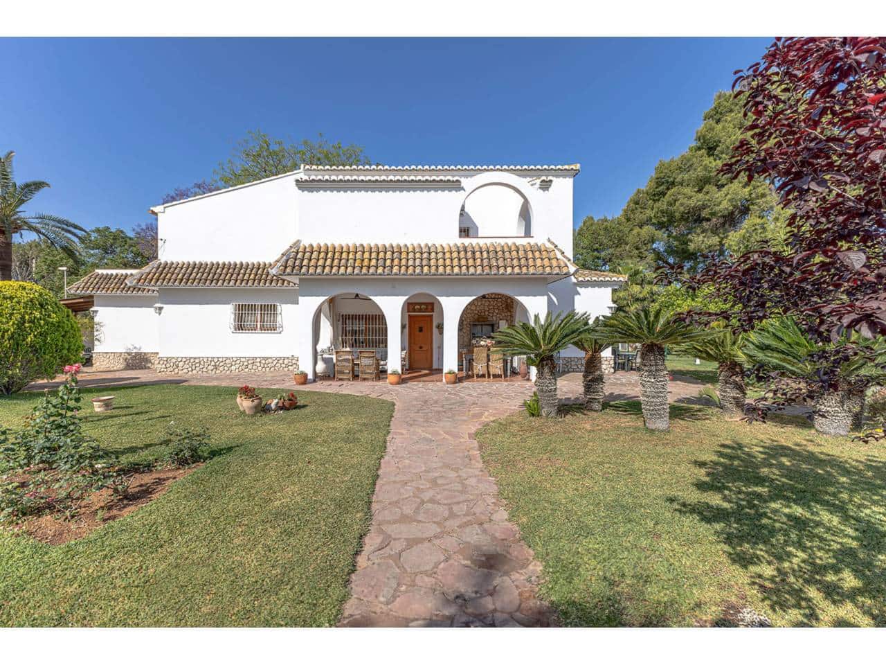 6 soveværelse Villa til salg i L'Eliana med swimmingpool garage - € 865.000 (Ref: 8304662)