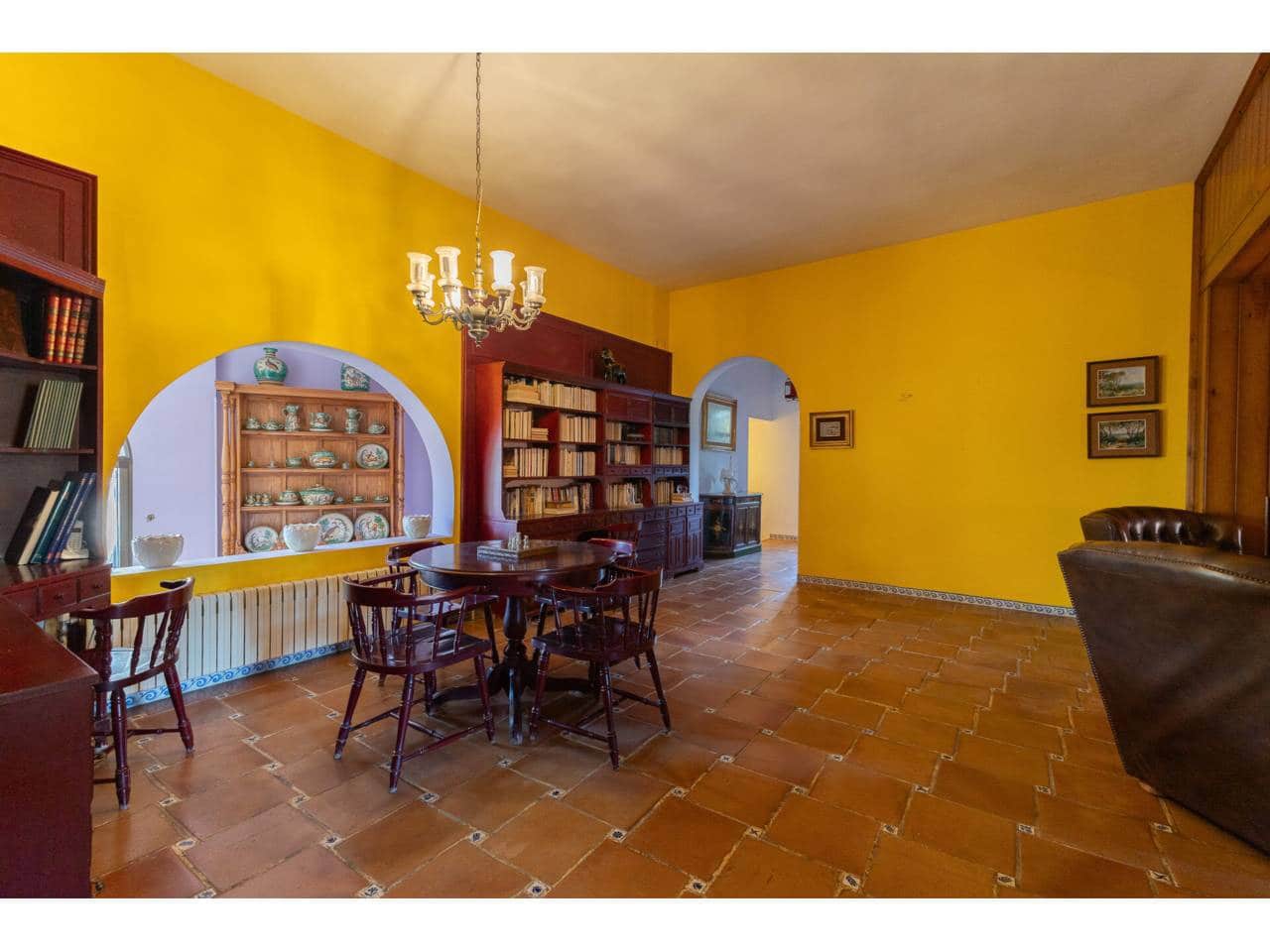 7 soveværelse Villa til salg i La Pobla de Vallbona med swimmingpool garage - € 830.000 (Ref: 8705457)