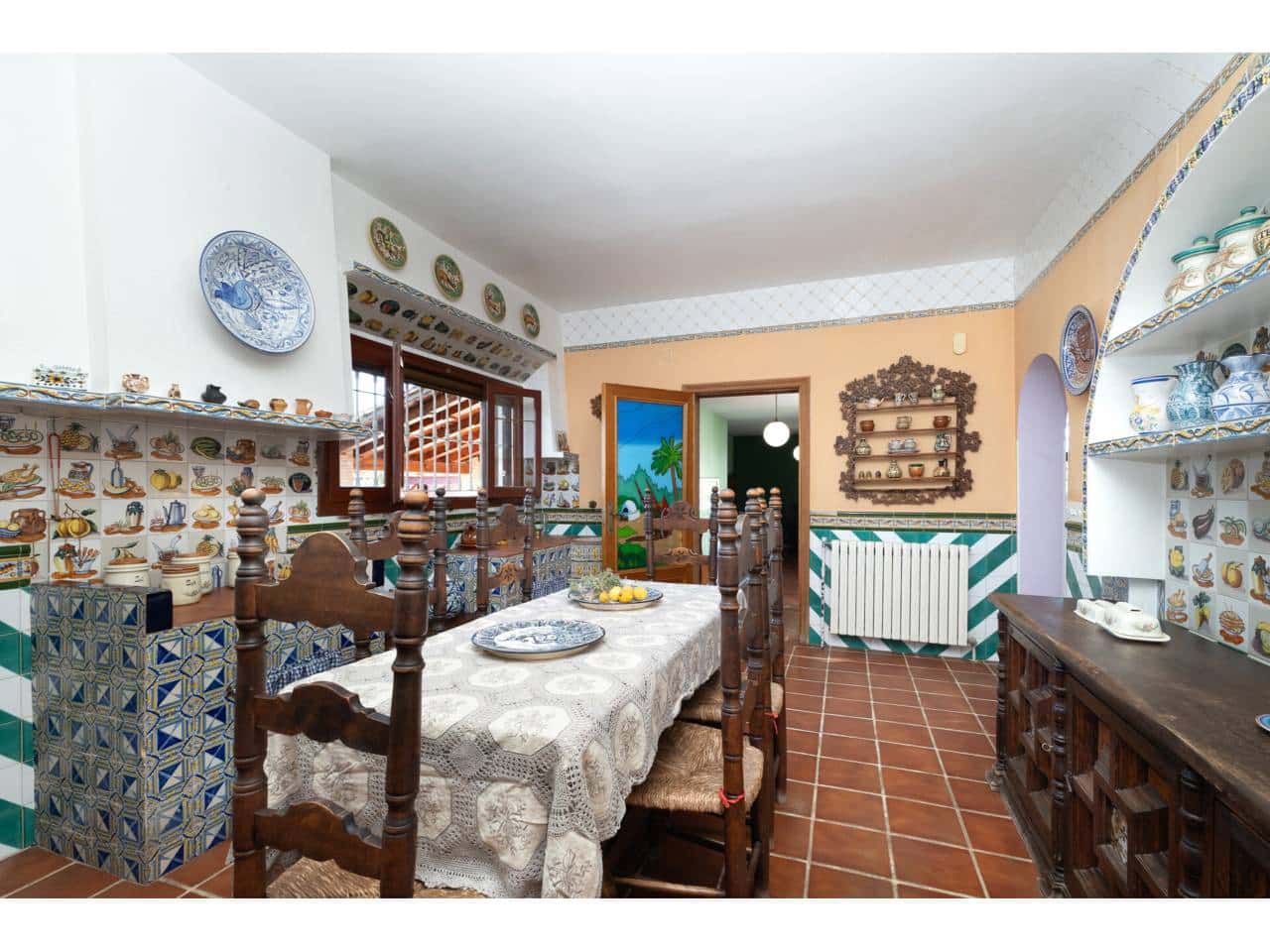 7 soveværelse Villa til salg i La Pobla de Vallbona med swimmingpool garage - € 830.000 (Ref: 8705457)