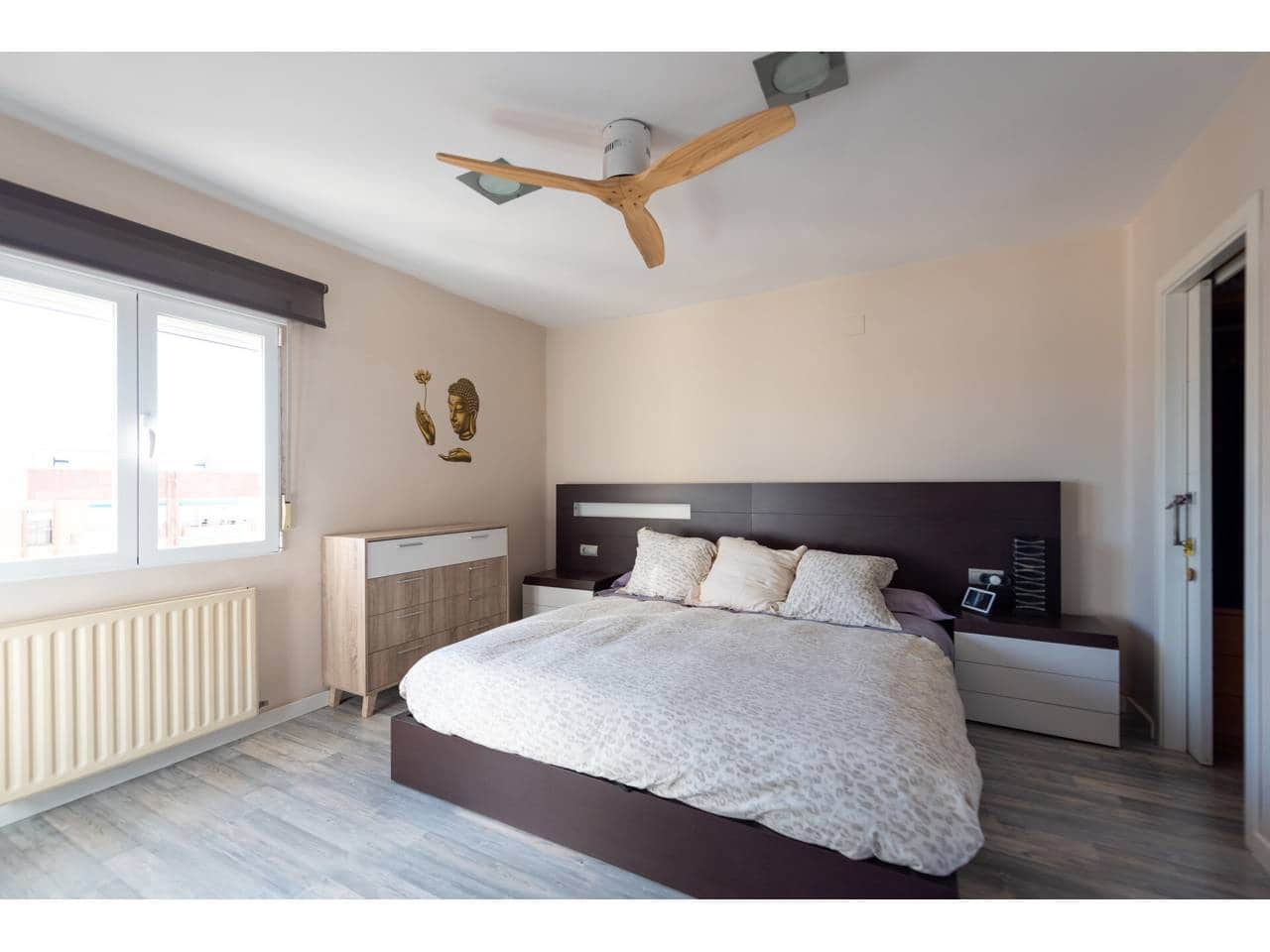 2 soveværelse Lejlighed til salg i Valencia by - € 410.000 (Ref: 8850626)