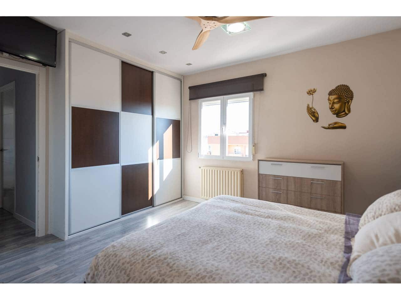 2 soveværelse Lejlighed til salg i Valencia by - € 410.000 (Ref: 8850626)