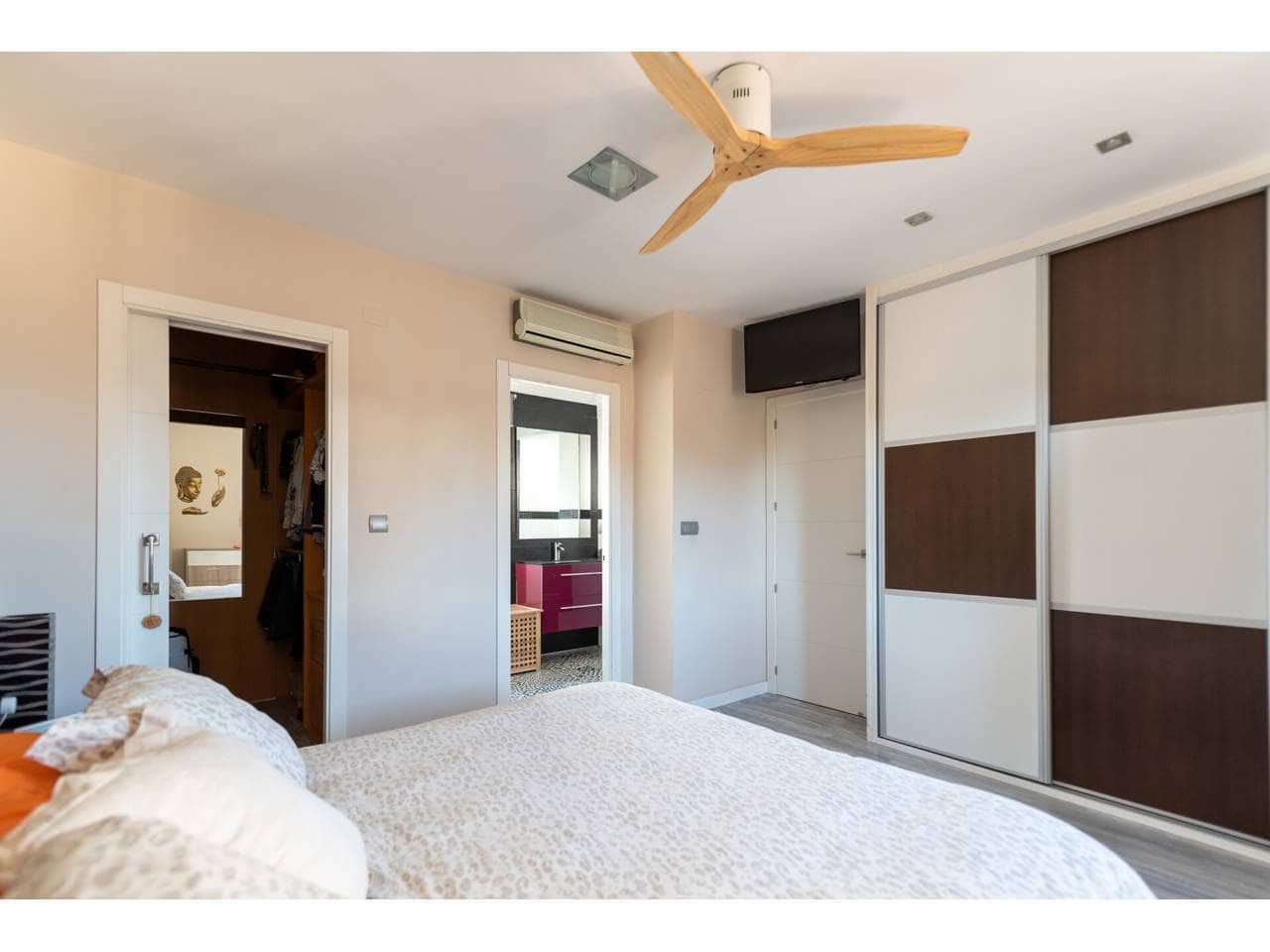 2 soveværelse Lejlighed til salg i Valencia by - € 410.000 (Ref: 8850626)