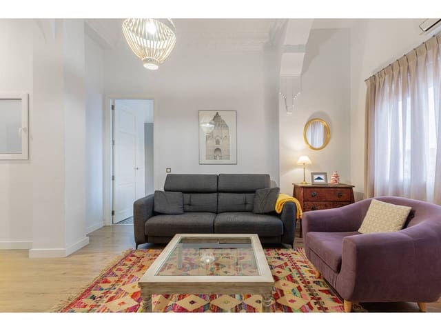 3 bedroom Flat for sale in Arrancapins, Valencia city - € 510,000 (Ref: 8885494)