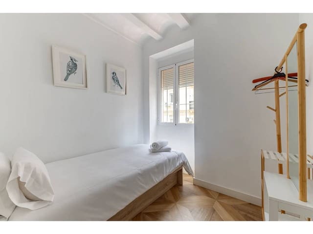 2 slaapkamer Flat te koop in Russafa, Valencia stad - € 295.000 (Ref: 8990323)