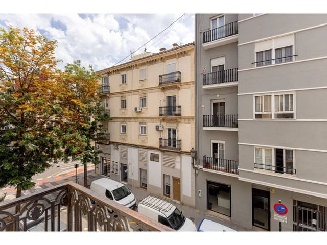 2 slaapkamer Flat te koop in Russafa, Valencia stad - € 295.000 (Ref: 8990323)