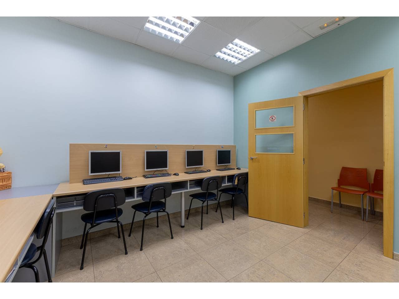 7 soveværelse Kontor til salg i Valencia by - € 375.000 (Ref: 8990325)