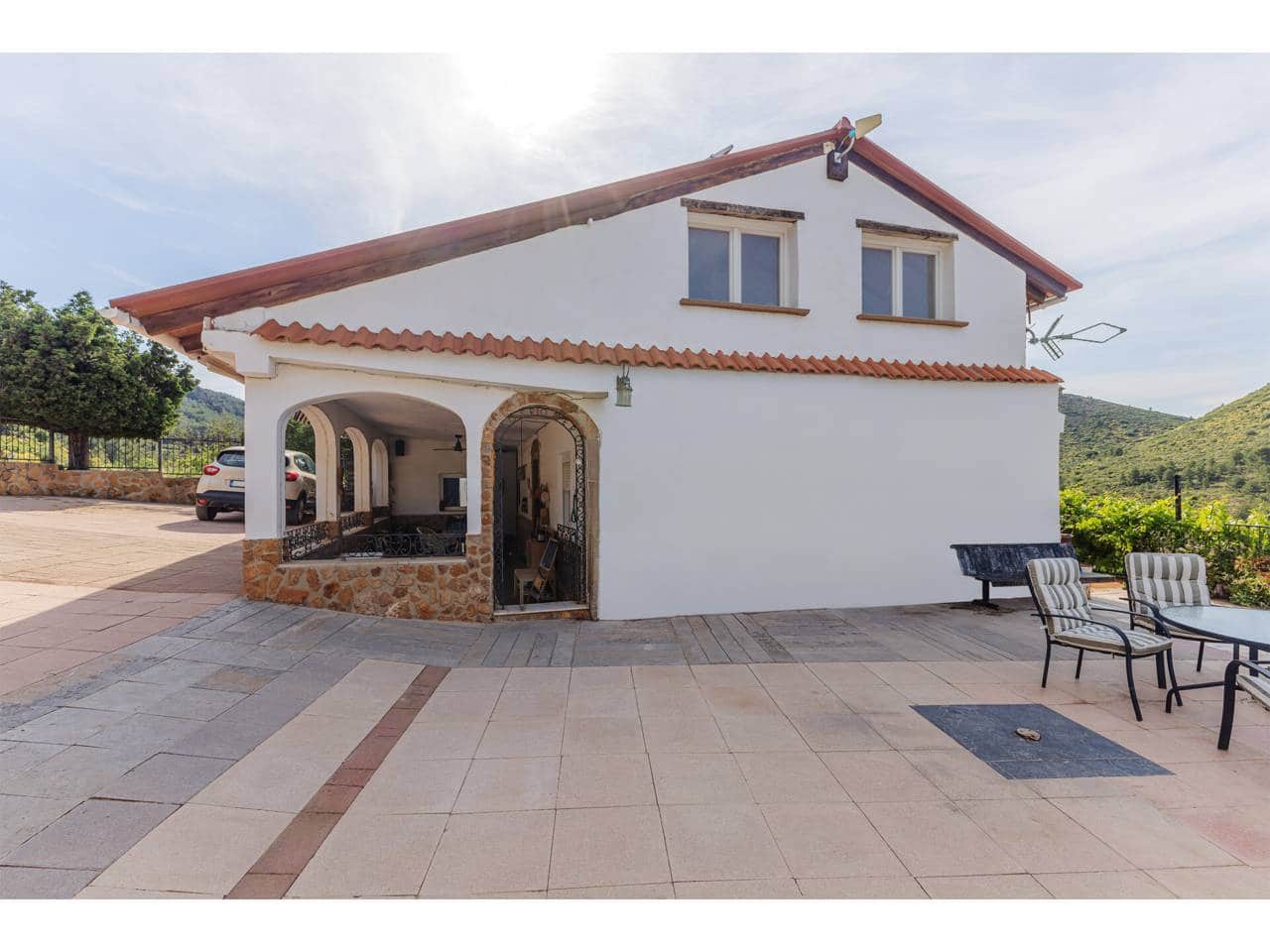 4 sypialnia Finka/Dom wiejski na sprzedaż w Serra z garażem - 367 000 € (Ref: 9022639)